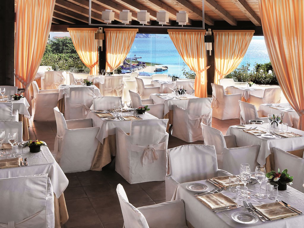 Restaurace Pagoda, Capo Testa  - Santa Teresa, Sardinie