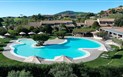 Chia Laguna Resort - Hotel Village - Club House, bazén, Chia, Sardinie
