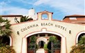 Colonna Beach Hotel Marinella - Vstup do hotelu, Golfo di Marinella, Sardinie