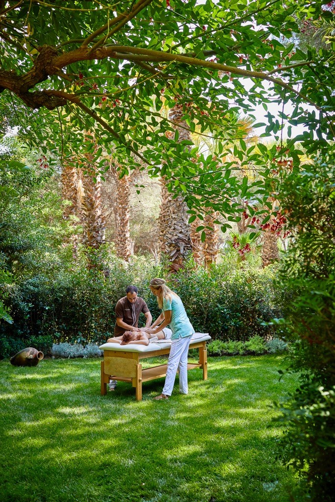 Wellness - masáže, Santa Margherita di Pula, Sardinie