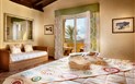 Cruccuris Resort - Adults only - Pokoj DELUXE, třílůžkový pokoj, Villasimius, Sardinie