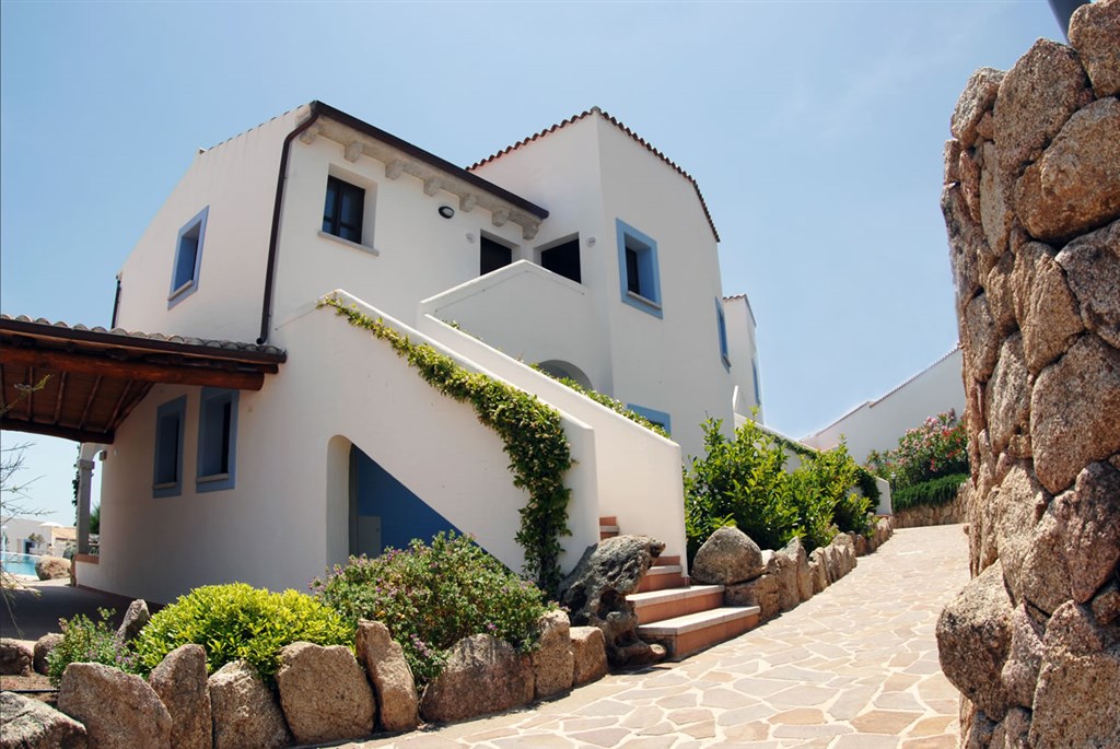 Nuraghe Arvu - Přístup k pokojům, Cala Gonone, Sardinia