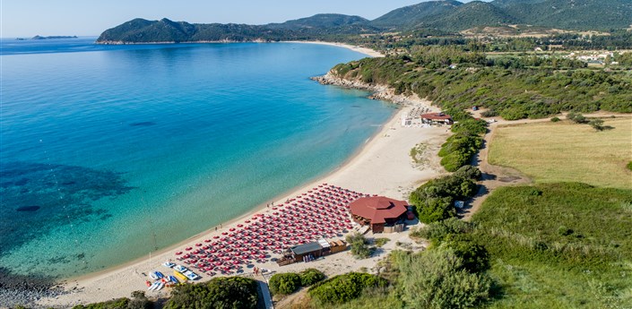 Blu Sant Elmo Beach Hotel - Pláž, Castiadas, Sardinie