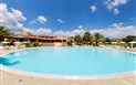 Blu Sant Elmo Beach Hotel - Bazén, Castiadas, Sardinie