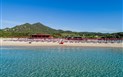 Blu Sant Elmo Beach Hotel - Hotelová pláž s barem, Castiadas, Sardinie