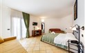 Blu Hotel Morisco Village - Pokoj STANDARD čtyřlůžkový, Cannigione, Sardinie