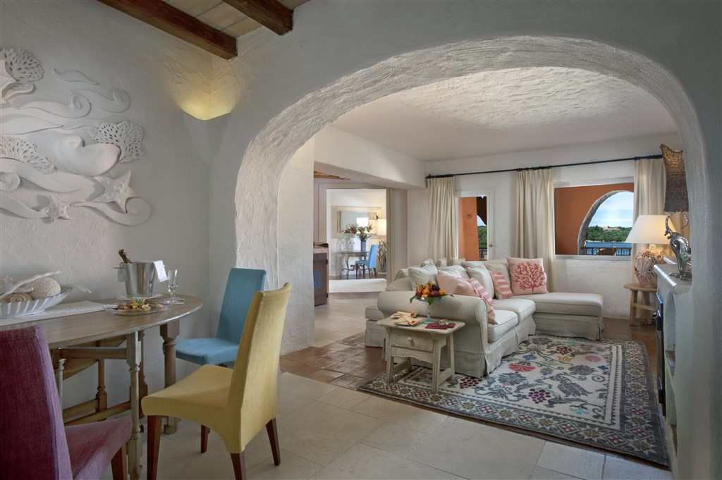 Obývací pokoj ROYAL SUITE, Porto Cervo, Sardinie