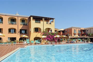Bazén, Cala Liberotto, Sardinie