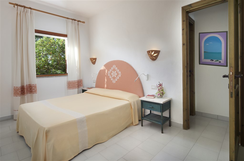 Pokoj Family Suite, Badesi, Sardinie