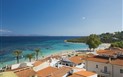 Lu´ Hotel Maladroxia - Pohled od hotelu na pláž, Maladroxia, Sardinie