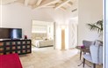 Experience Hotel Corte Bianca - Adults Only - Obývací místnost JUNIOR SUITE, Cardedu, Sardinie