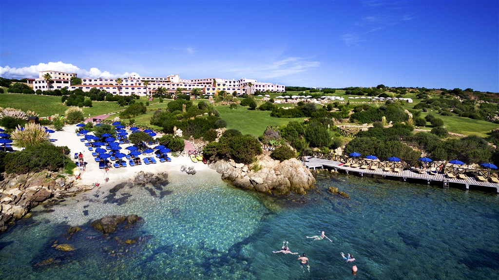 Pláž, Porto Cervo, Costa Smeralda, Sardinie