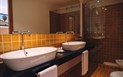 Lanthia Resort - Koupelna pokoj DELUXE, Santa Maria Navarrese, Sardinie