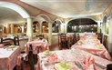 Colonna Beach Hotel Marinella - Restaurace Colonna, Golfo di Marinella, Sardinie